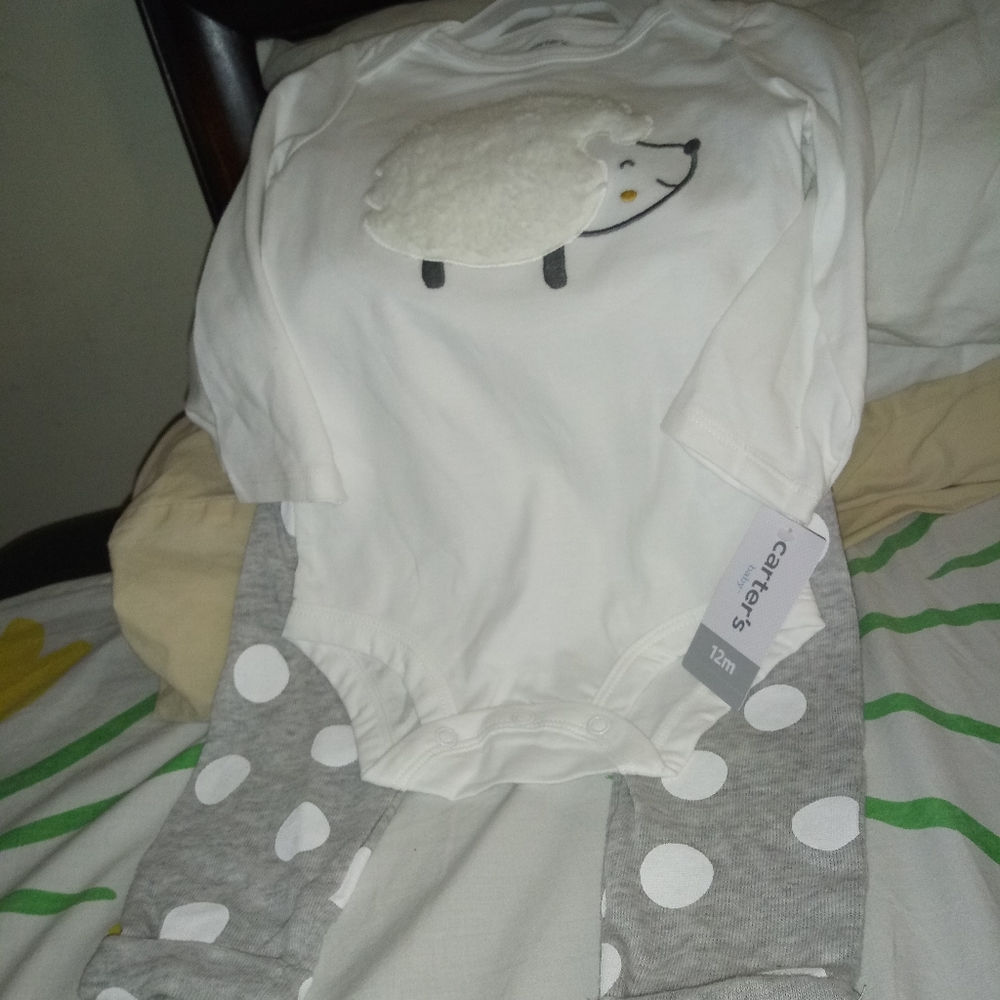 Carter baby clothing